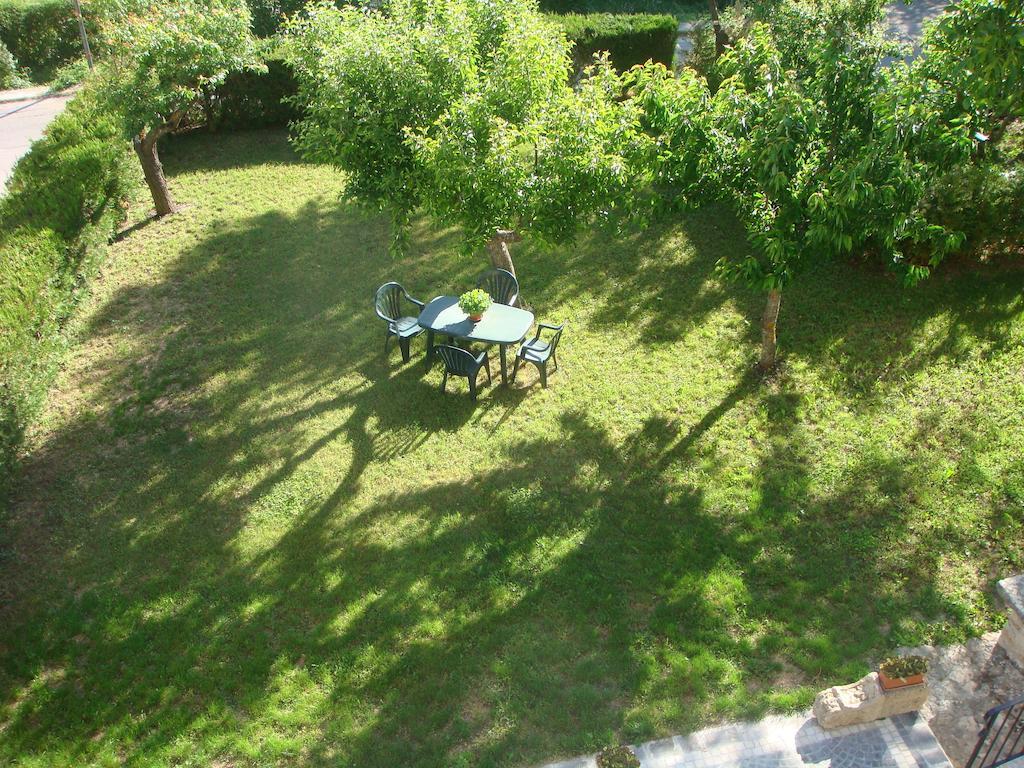 Residence Villa Valsi Santo Stefano Di Sessanio Habitación foto