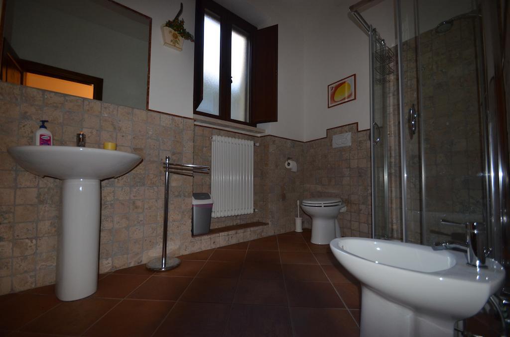 Residence Villa Valsi Santo Stefano Di Sessanio Habitación foto